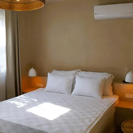 Апартаменты Calestia Boutique House